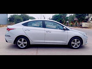 Second Hand Hyundai Verna Fluidic 1.6 VTVT SX Opt AT in Indore