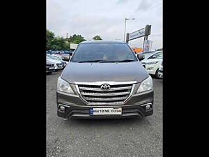 Second Hand Toyota Innova 2.5 VX BS IV 8 STR in Pune