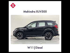 Second Hand महिंद्रा XUV500 w11 in लखनऊ