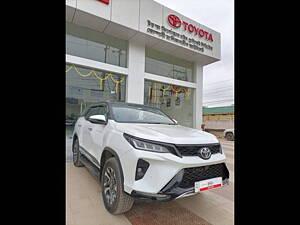 Second Hand Toyota Fortuner 2.8 4X4 AT in Guwahati