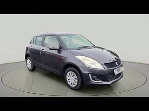 Second Hand Maruti Suzuki Swift VXi in Surat