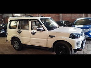 Second Hand Mahindra Scorpio S4 in Bhojpur