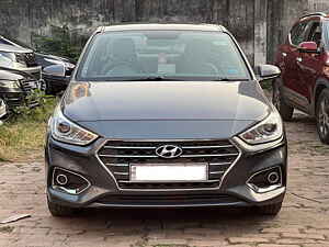 Second Hand हुंडई वरना 1.6 vtvt sx in कोलकाता