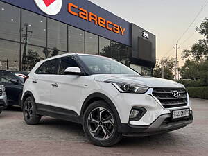 Second Hand Hyundai Creta SX 1.6 AT Petrol in Ahmedabad