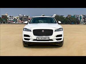 Second Hand Jaguar F-Pace Prestige in Delhi