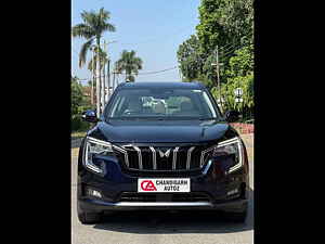 Second Hand மஹிந்திரா  xuv700 ax 7 டீசல் ஏடீ ஏடபிள்யூடி லக்சுரி பேக் 7 சீட்டர் [2021] in சண்டிகர்