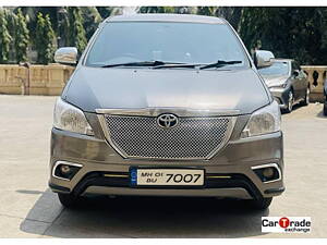 Second Hand Toyota Innova 2.5 VX BS IV 8 STR in Mumbai