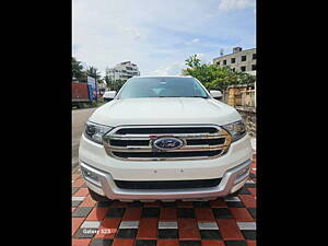 Second Hand Ford Endeavour Titanium 2.2 4x2 AT [2016-2018] in Sangli