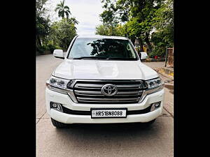 Second Hand Toyota Land Cruiser LC 200 VX in Mumbai