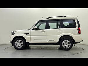 Second Hand Mahindra Scorpio S9 in Ghaziabad