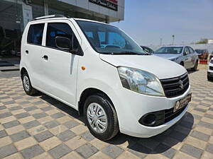 Second Hand Maruti Suzuki Wagon R LXi in Ahmedabad