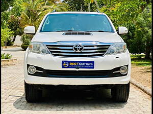 Second Hand Toyota Fortuner 3.0 4x2 AT in Ahmedabad