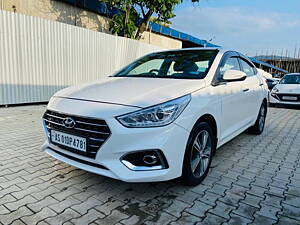 Second Hand Hyundai Verna 1.6 CRDI SX (O) in Guwahati