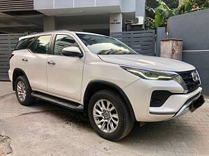 Second Hand Toyota Fortuner 2.8 4x4 AT in Chennai