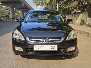 Second Hand होंडा अकॉर्ड 2.4 vti-l एमटी in मुंबई