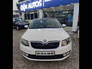 Second Hand Skoda Octavia 2.0 TDI CR Ambition in Dehradun