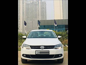 Second Hand Volkswagen Jetta Trendline TDI in Mohali