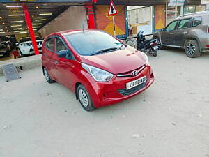 Second Hand Hyundai Eon Era + in Nagaon