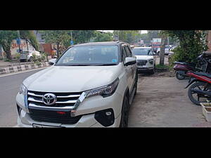 Second Hand Toyota Fortuner 2.8 4x2 AT [2016-2020] in Delhi