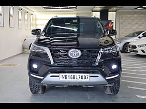 Second Hand Toyota Fortuner 4X2 AT 2.8 Diesel in Delhi