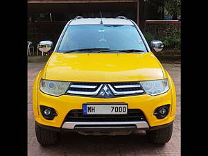 Second Hand Mitsubishi Pajero 2.5 MT in Mumbai