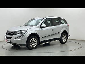 Second Hand Mahindra XUV500 W10 in Mumbai