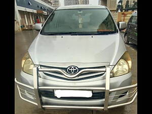 Second Hand Toyota Innova 2.5 G4 8 STR in Mumbai