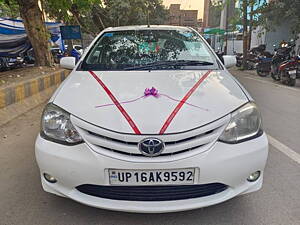 Second Hand Toyota Etios Liva G in Noida