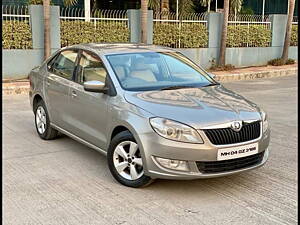 Second Hand Skoda Rapid 1.5 TDI CR Style Plus AT in Pune