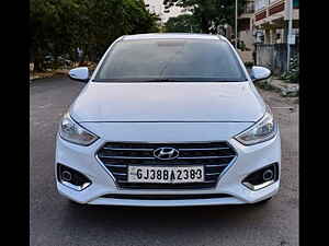 Second Hand हुंडई वरना 1.6 crdi sx (o) in अहमदाबाद