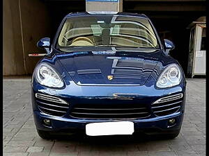 Second Hand Porsche Cayenne Diesel in Mumbai