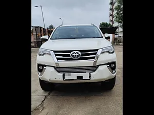 Second Hand Toyota Fortuner [2016-2021] 2.8 4x2 MT [2016-2020] in Vadodara