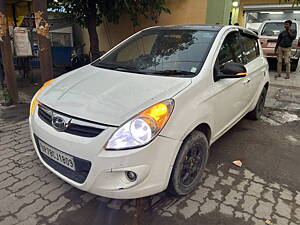 Second Hand Hyundai i20 Sportz 1.2 (O) in Kanpur