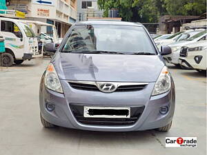 Second Hand Hyundai i20 Magna 1.4 CRDI in Ahmedabad