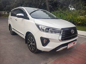 Second Hand Toyota Innova Crysta ZX 2.4 AT 7 STR in Bangalore