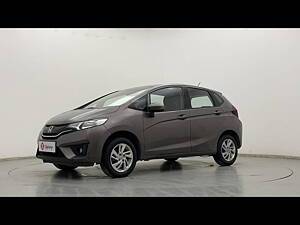 Second Hand Honda Jazz V Petrol in Hyderabad