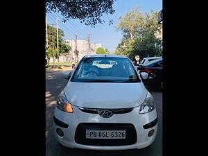 Second Hand Hyundai i10 Magna in Chandigarh