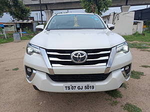 Second Hand Toyota Fortuner 2.8 4x4 AT in Hyderabad