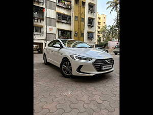 Second Hand Hyundai Elantra 1.6 SX (O) AT in Mumbai