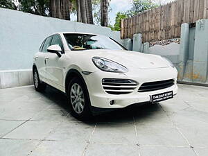 Second Hand Porsche Cayenne Diesel in Pune