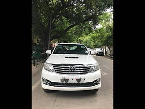 Second Hand Toyota Fortuner 3.0 4x2 MT in Delhi