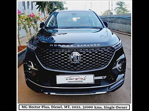 Second Hand MG Hector Plus Sharp 2.0 Diesel Turbo MT 6-STR in Chennai