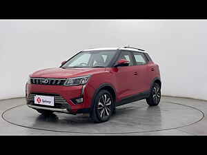 Second Hand మహీంద్రా XUV300	 1.5 w8 (o) [2019-2020] in చెన్నై