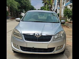 Second Hand Skoda Rapid 1.5 TDI CR Ambition Plus AT in Hyderabad