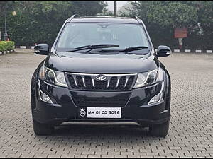 Second Hand Mahindra XUV500 W10 in Nashik