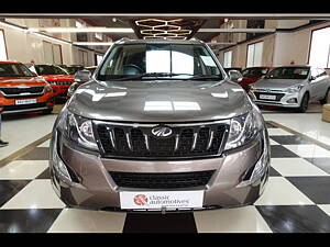 Second Hand Mahindra XUV500 W10 AWD AT in Bangalore