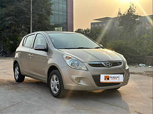 Second Hand Hyundai i20 Sportz 1.2 BS-IV in Vadodara