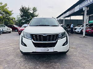 Second Hand Mahindra XUV500 W11 AT in Hyderabad