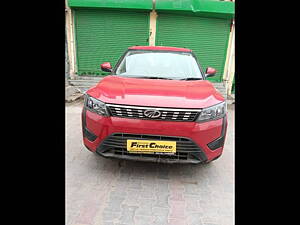 Second Hand Mahindra XUV300 1.5 W6 [2019-2020] in Mathura