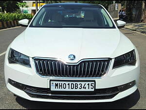 Second Hand Skoda Superb Style TSI AT in Mumbai